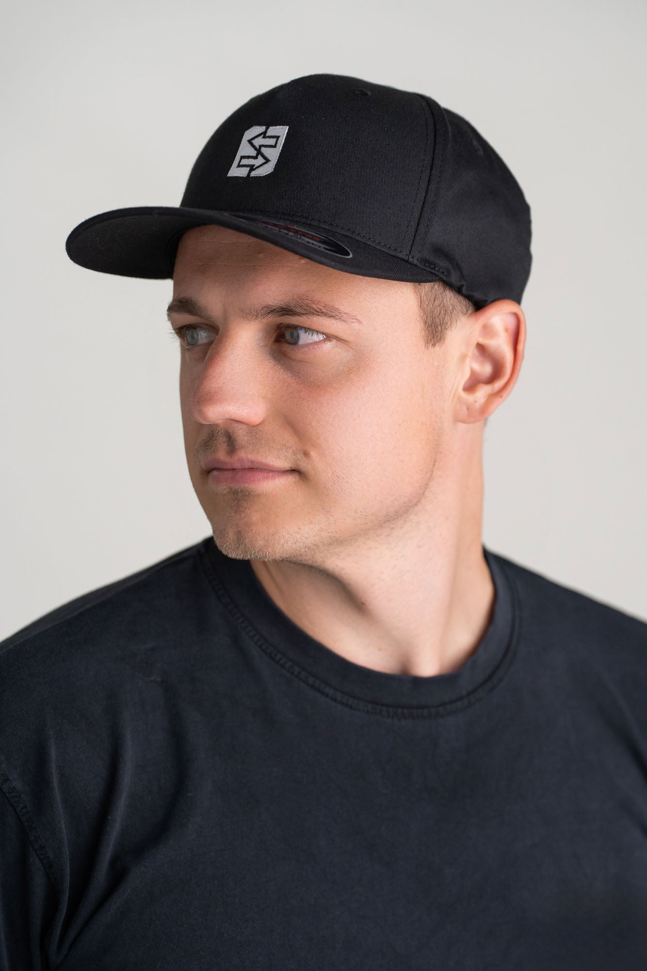 Stretch Fitted Hat Flexfit 6511 Trucker Hat Multicam Black - Stretch Fitted Cap With Mesh Back Multicam Black Hat
