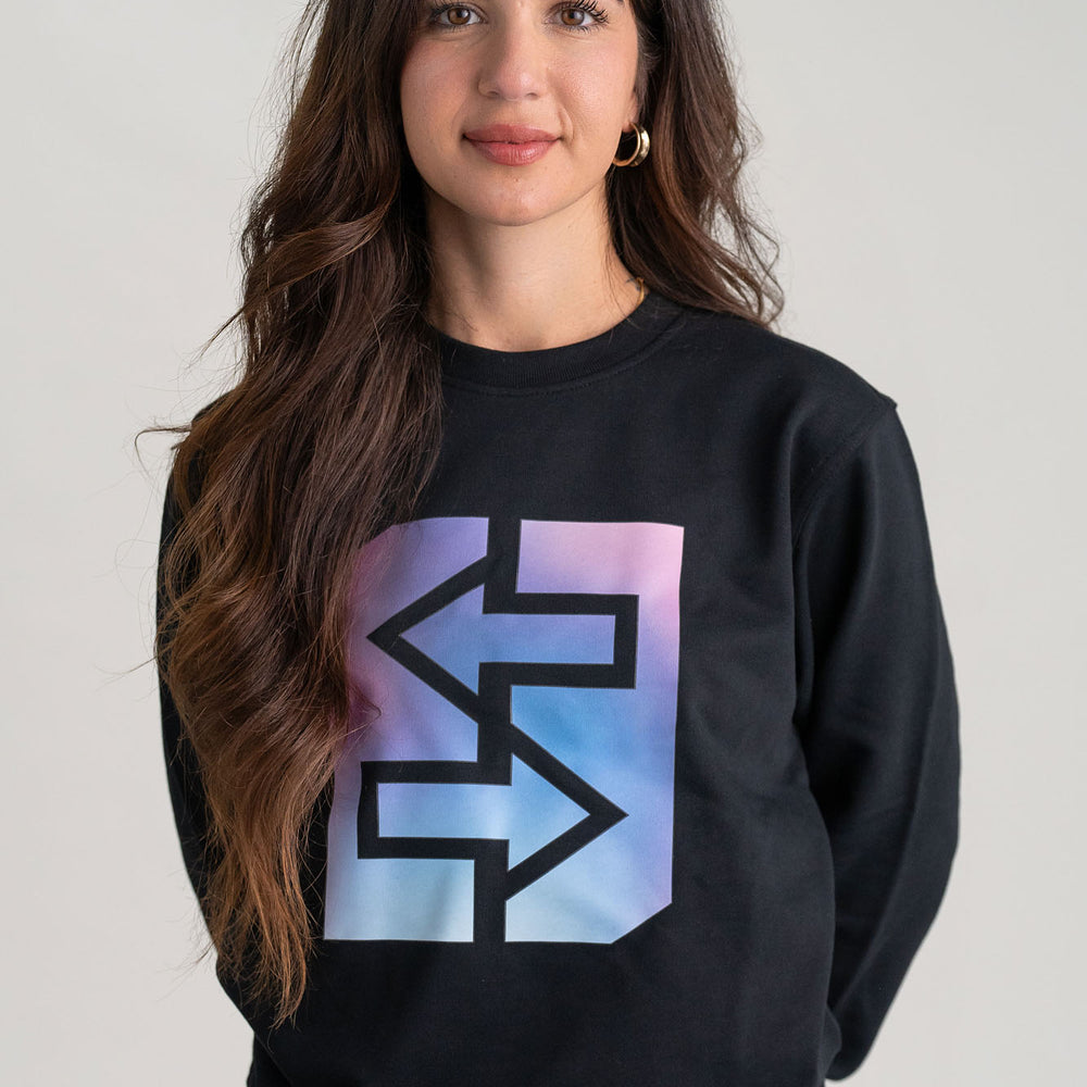 Schwarzes Sweatshirt mit einem Logo, ideal für den Miami-Lifestyle und stylisch bei jedem Anlass.