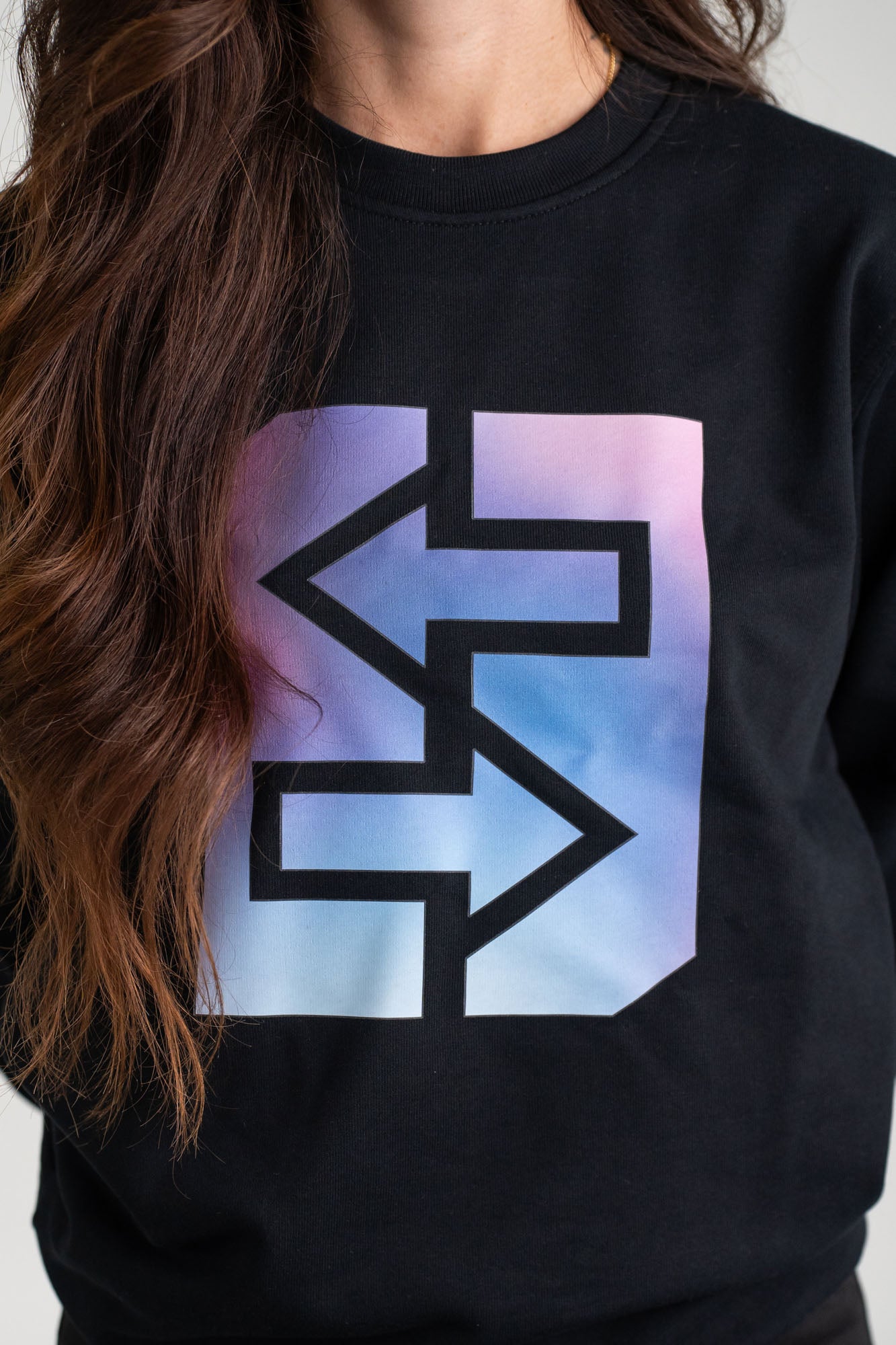 Schwarzes Sweatshirt für Frauen mit Logo, ideal für den Miami-Lifestyle und stylisch bei jedem Anlass.
